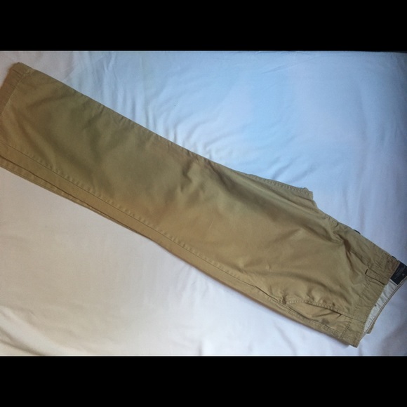 Men’s Pants - Picture 3 of 3